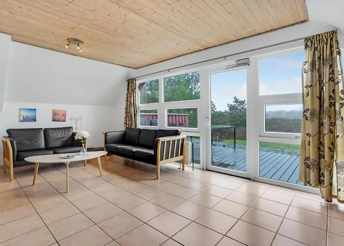 In With Sauna * Romo